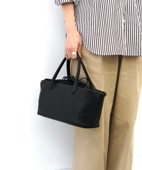FOLNA RD ソフトレザーワイドトートバッグ / No.083359 / 2色展開