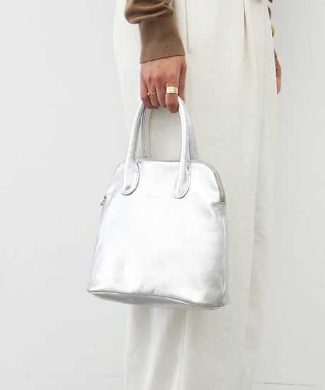 FOLNA RD ホイルレザーブガッティボストンバッグ / No.083357 / 2色展開