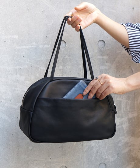 FOLNA RD ソフトレザーボストンバッグ M-SIZE / No.083258-E / BLACK