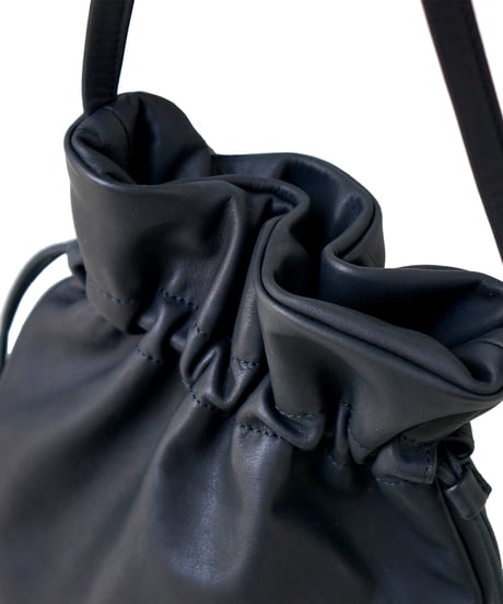 FOLNA RD ソフトレザー巾着ショルダーバッグ / No.083358 / 2色展開