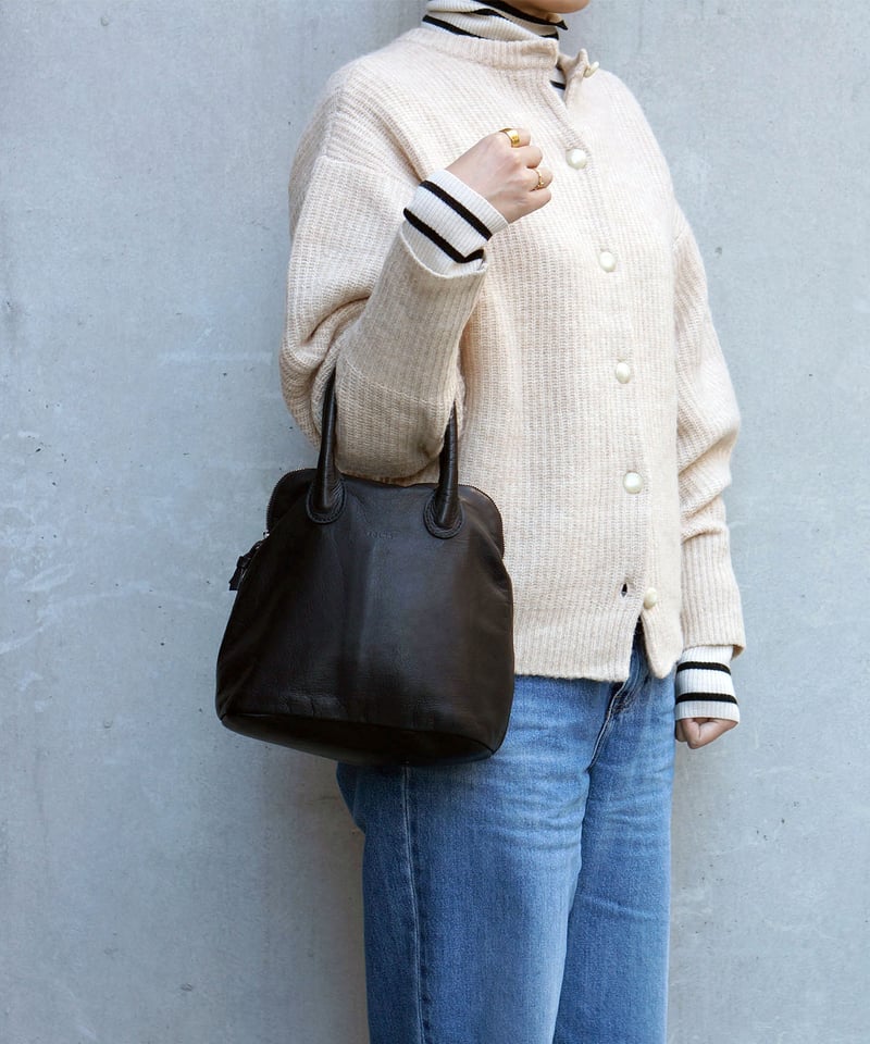 FOLNA RD ソフトレザーブガッティボストンバッグ / No.083294 / BLACK