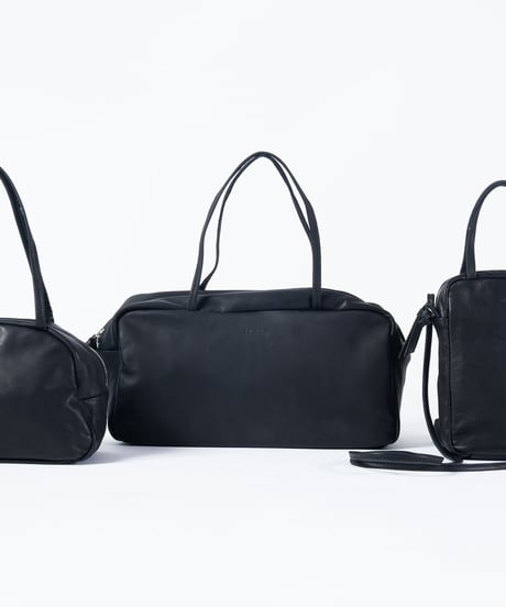 FOLNA RD ソフトレザースクエアボストンバッグ / No.083306-E / BLACK