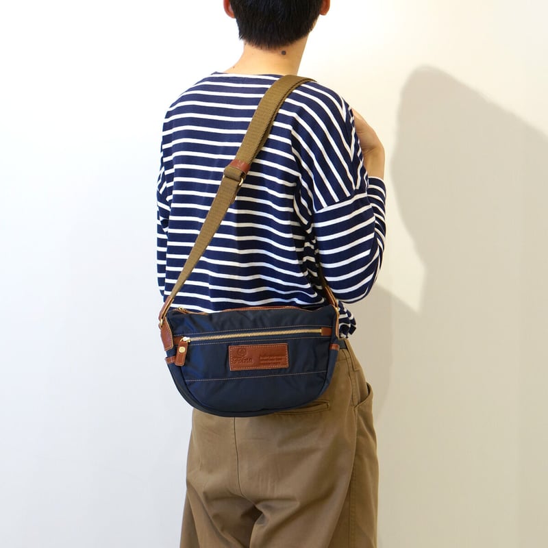 ぷくページ フォルナ Folna ショルダーバッグ スタンダート ナイロン
