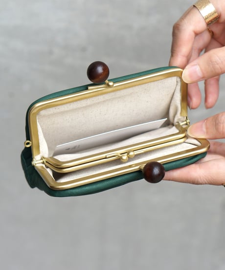 Folna ドット型押しレザー ウッドボール親子がま口財布 / No.2993902 / 4色展開