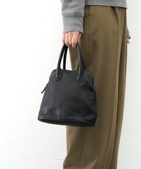 FOLNA RD ソフトレザーブガッティボストンバッグ / No.083294-E / BLACK