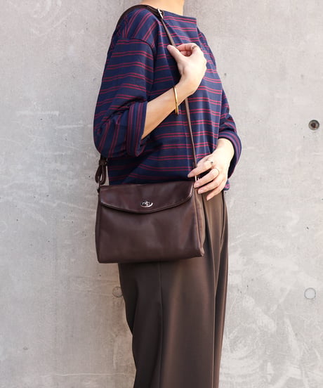 Folna クライレザー ターンロックショルダーバッグ / No.083345 / 2色展開