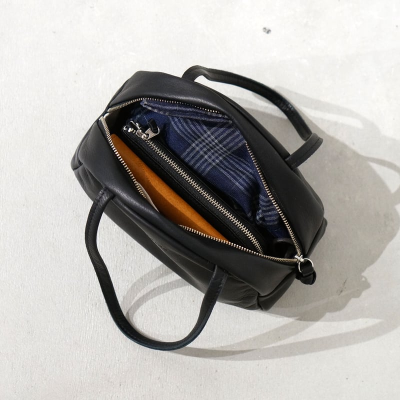 ソフトレザーボストンバッグ SS-SIZE / FOLNA RD 083302-D / Col