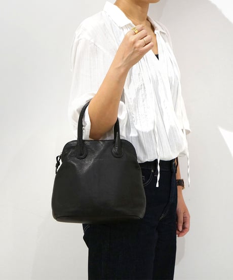 FOLNA RD ソフトレザーブガッティボストンバッグ / No.083294-E / BLACK