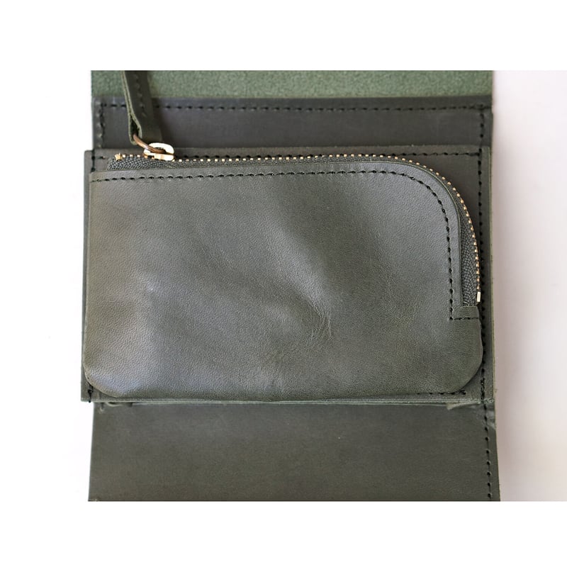 ギボシ留め フラップ二つ折り財布・3 COLORS / Folna 2993850 | FOL