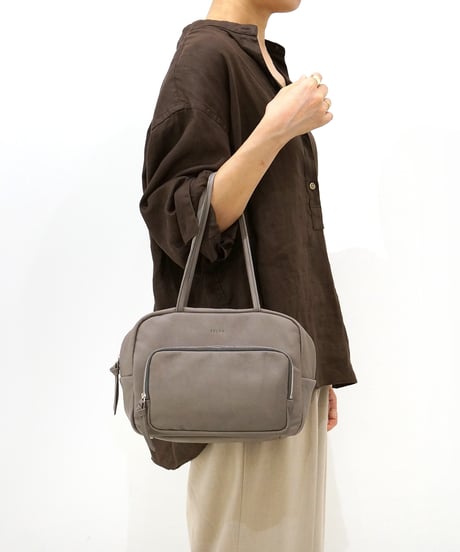 FOLNA RD ソフトレザーフロントポケットボストンバッグ / No.083351 / 2色展開