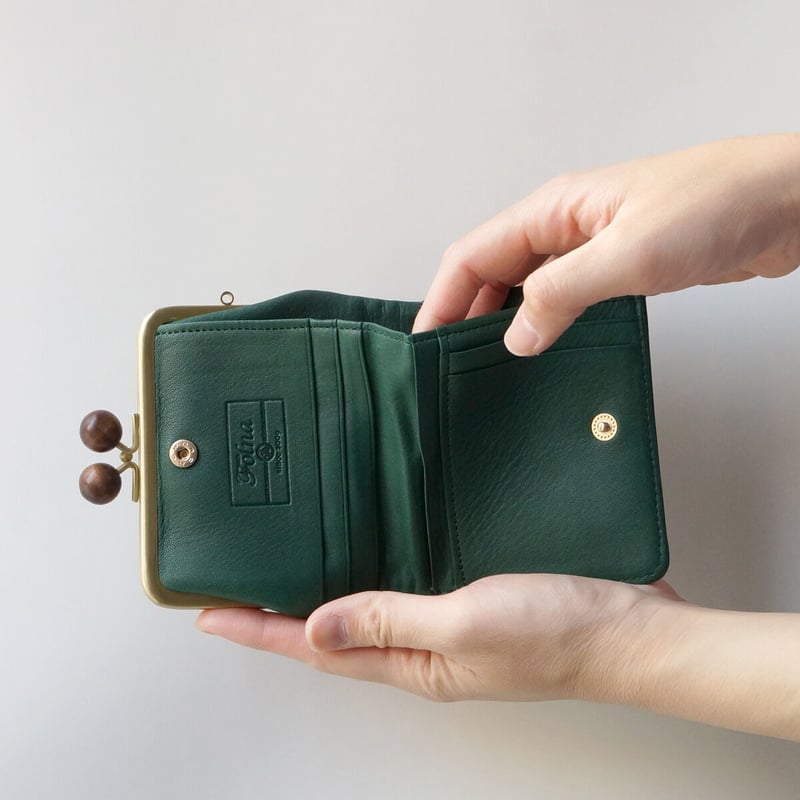 ドット型押し ウッドボールがま口 二つ折り財布・4 COLORS ドット型押し ウッドボールがま口 二つ折り財布・4 COLORS