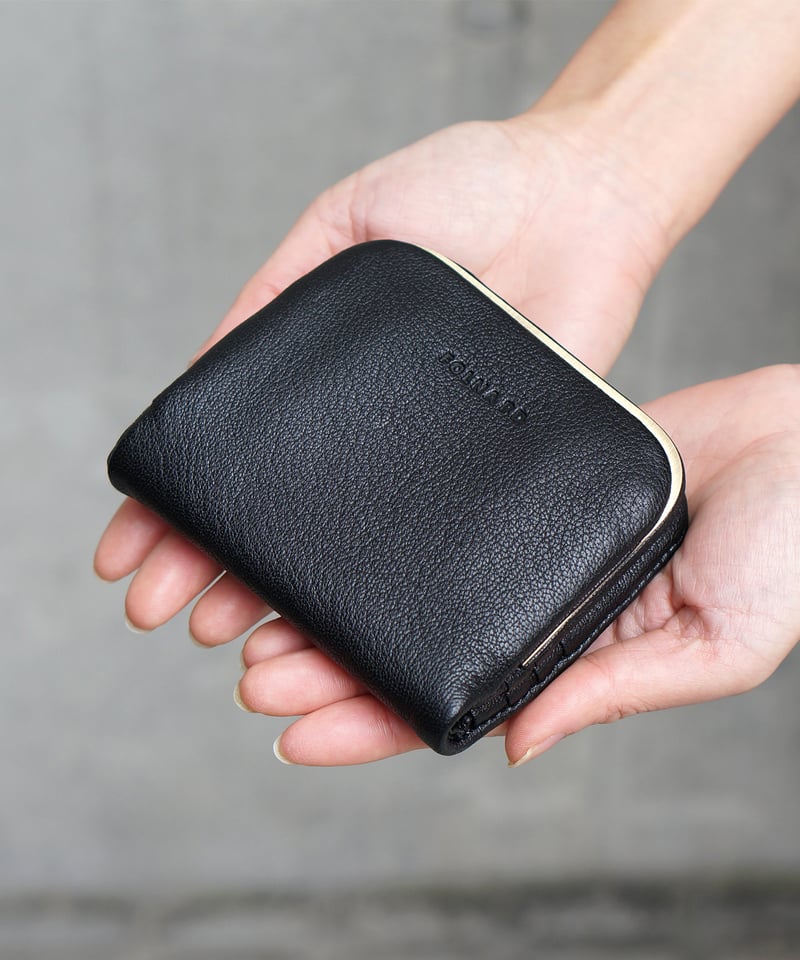 新品未使用⭐️FOLNA 二つ折り財布 ブラック 予約販売・9月旬中旬～下旬頃 発送予定】FOLNA RD ゴートレザー 天溝