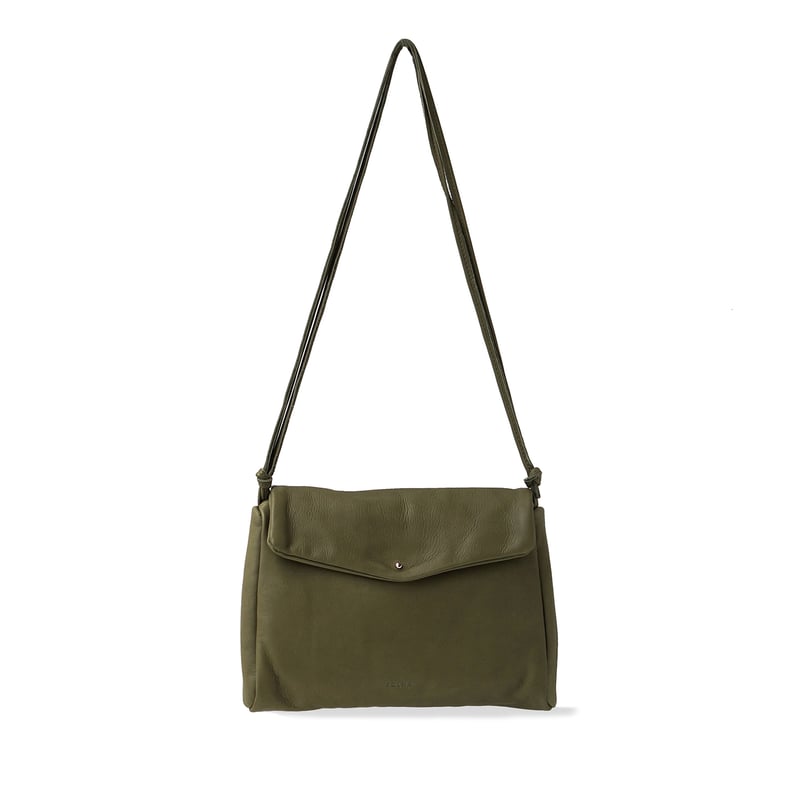 ソフトレザーエンべロープショルダー・2 COLORS / FOLNA RD