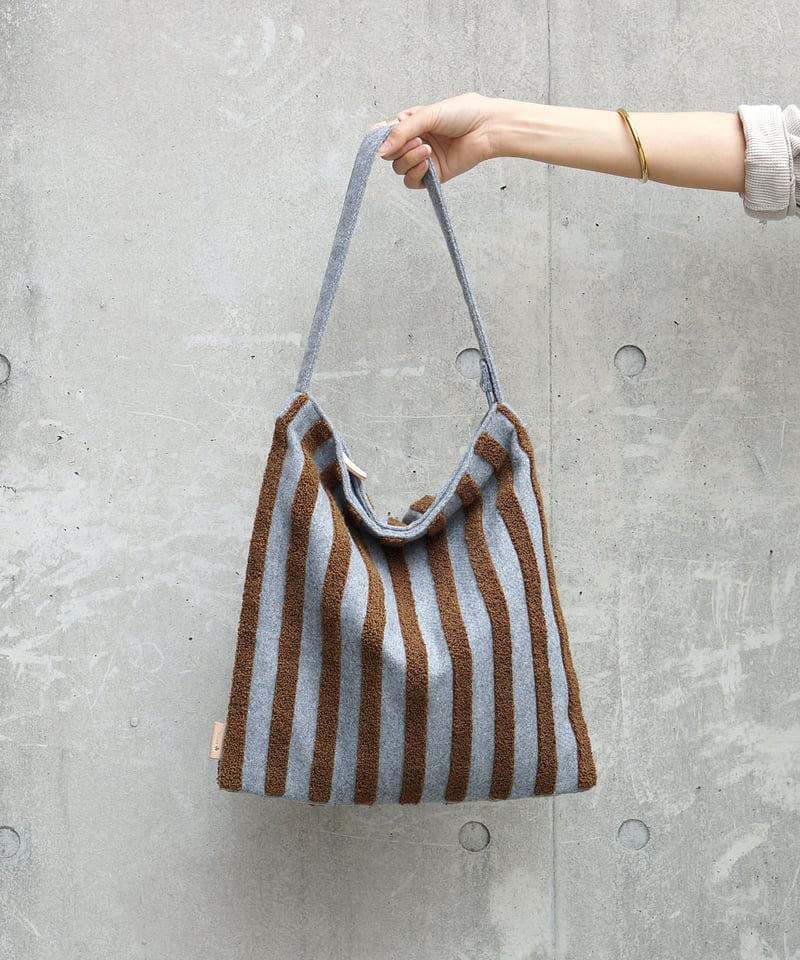 Folna サガラ刺繍 ワンハンドルトートバッグ / No.K765011 / 3色展開 |