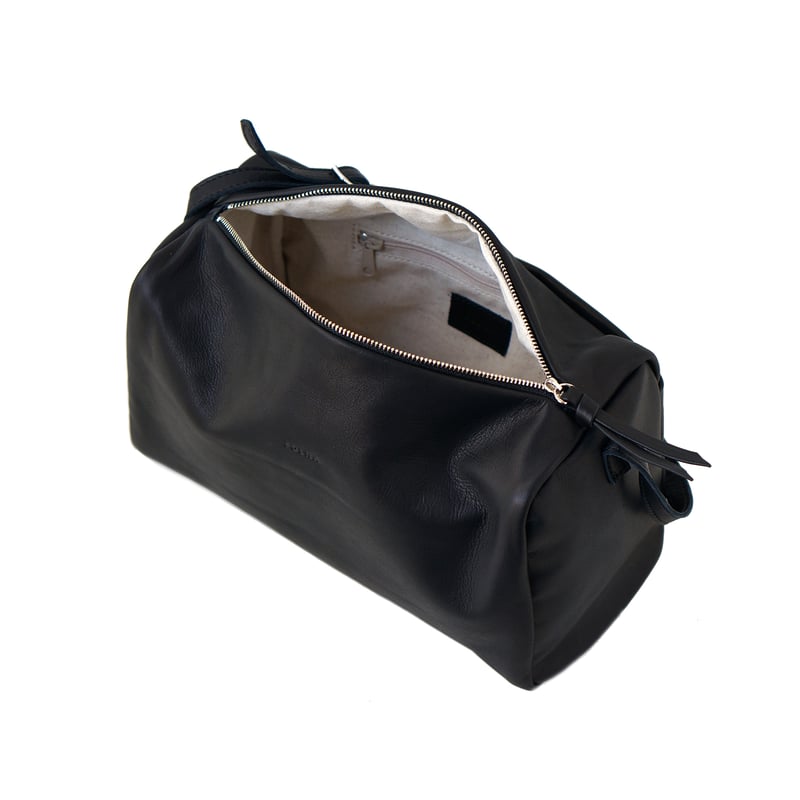 濃紺のレザーハンドバッグ Cisei CISEI【チセイ/シセイ】トートバッグ Tote bag 941 LINDOS