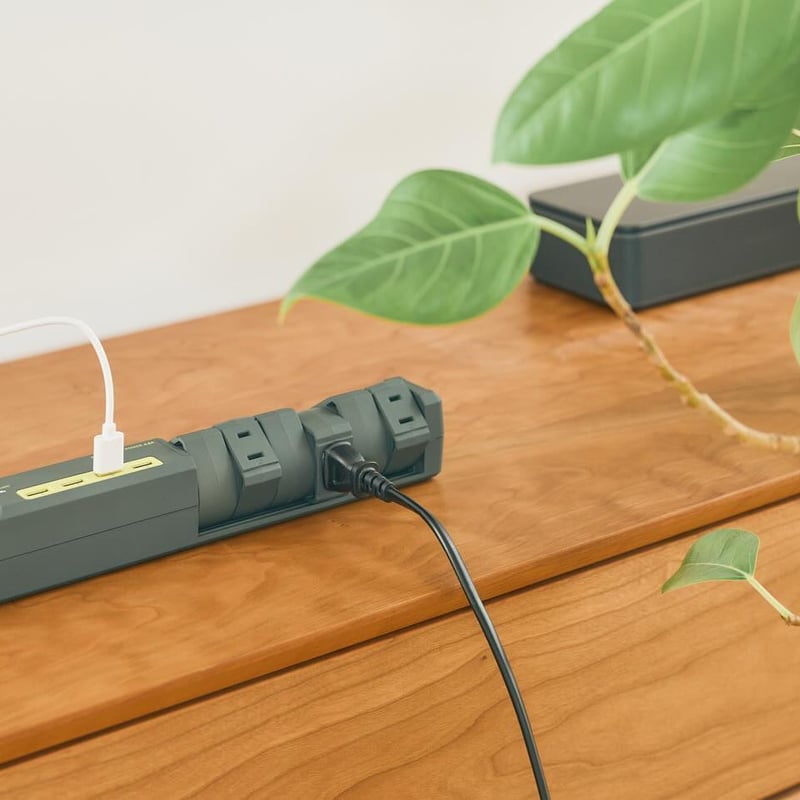 タクタクページ パンツ – TAKUTAKU