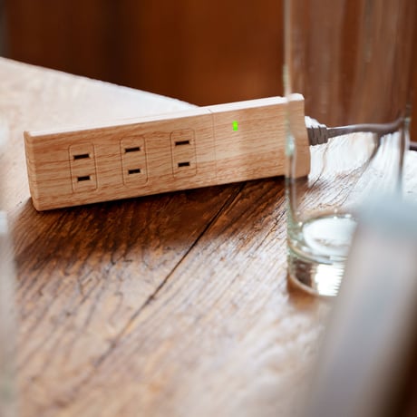Natural Wood Tap AC4個⼝ 1.5m 木目調 おしゃれ インテリア 電源タップ Fargo