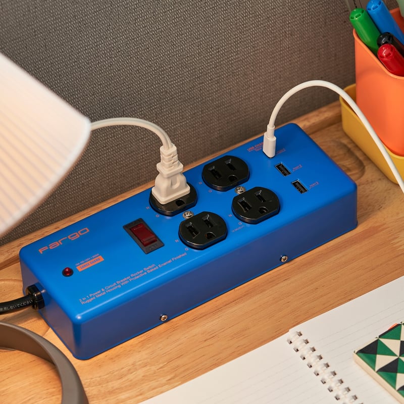 新商品】【ノイズフィルタ搭載】STEEL TAP 2種類(AC6個口/AC4個口＋USB