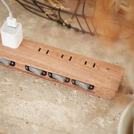 Natural Wood Tap AC4個⼝ 1.5m 2m スイッチ付  電源タップ Fargo