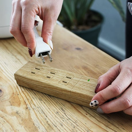 Natural Wood Tap AC4個⼝ 1.5m 木目調 おしゃれ インテリア 電源タップ Fargo
