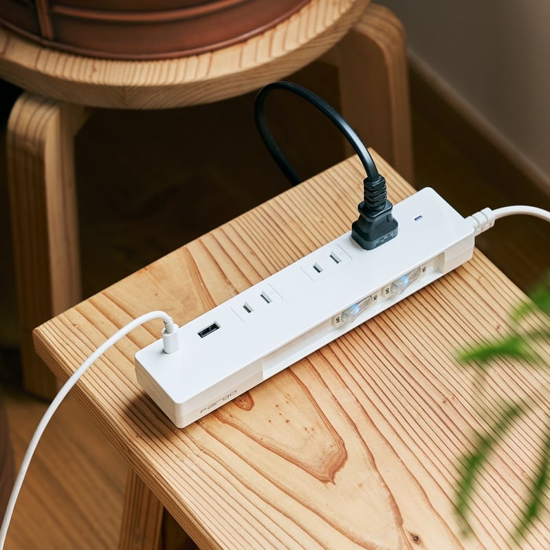 節電スイッチ付き】【急速充電PD30W対応】 全3色 AC3個⼝ PD30W USB- C