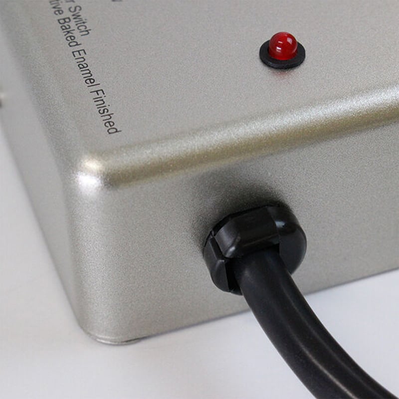 新商品】【ノイズフィルタ搭載】STEEL TAP 2種類(AC6個口/AC4個口＋USB