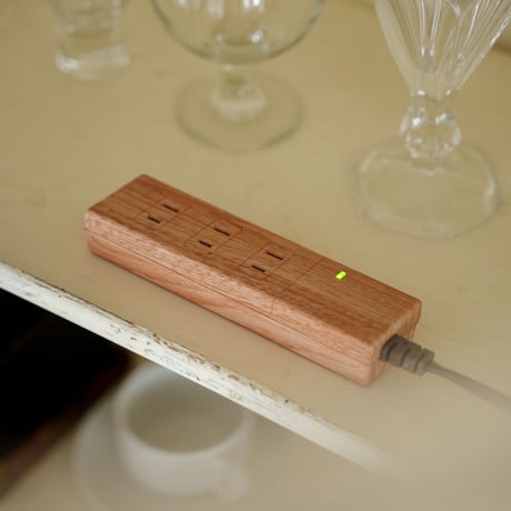 Natural Wood Tap AC4個⼝ 1.5m 木目調 おしゃれ インテリア 電源タップ Fargo