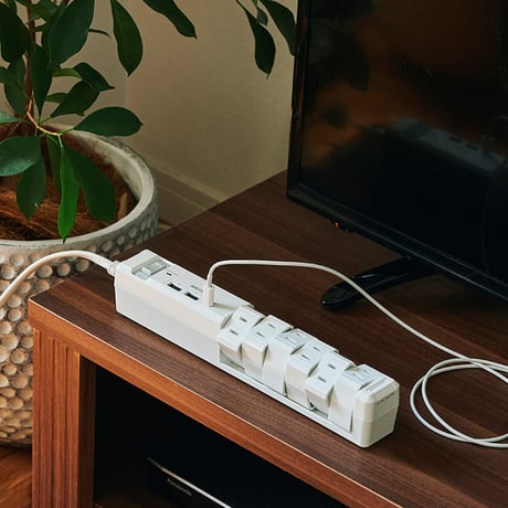 【TYPE-C付きの新モデル登場】【両挿し対応】 TAPKING USB AC12個⼝3.4A USB-A/USB-C 1.8m