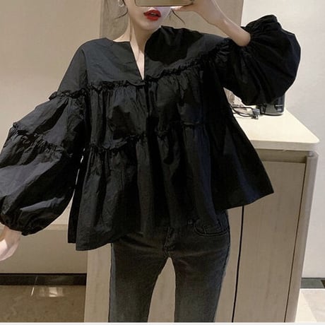 パフスリーブフレアブラウス