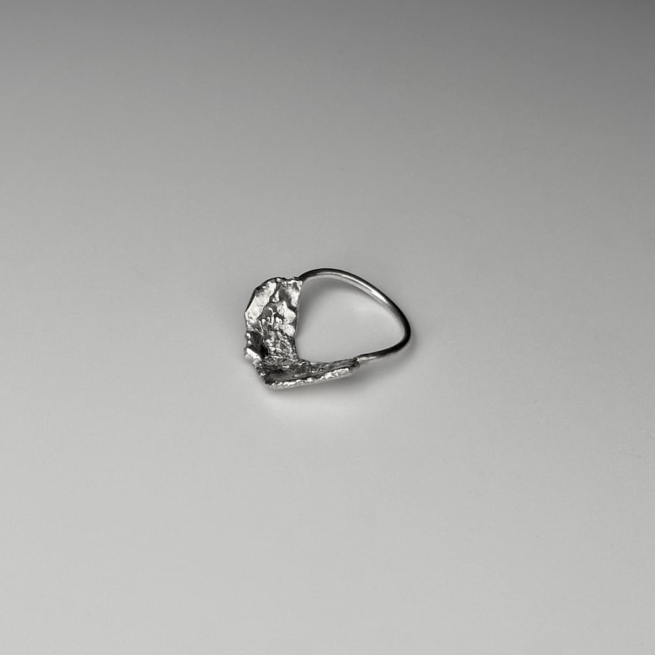 68e382dd95372934ecab27f7