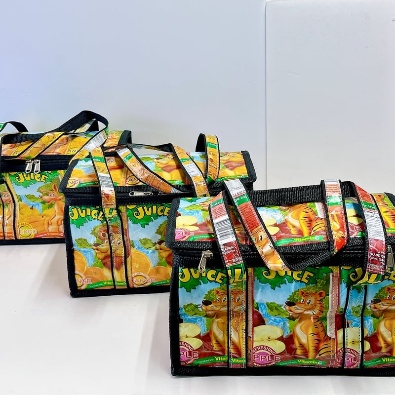 バッグ coco COCO DEAL SHOULDER BAG BOOK (ブランドブック) |本 | 通販 | Amazon