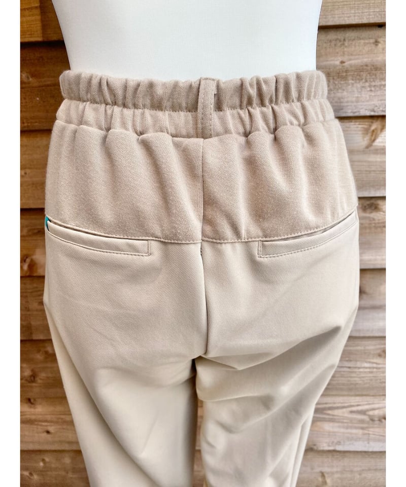 美品 CYCLAS 裾ファスナー パンツ ストレッチウエストカットソー裾ファスナーパンツ | ミセス