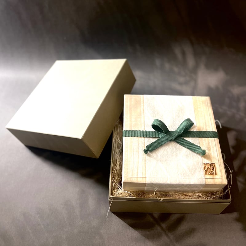 掬桐花 -薫-【紫】 正方形 | MUSUBU