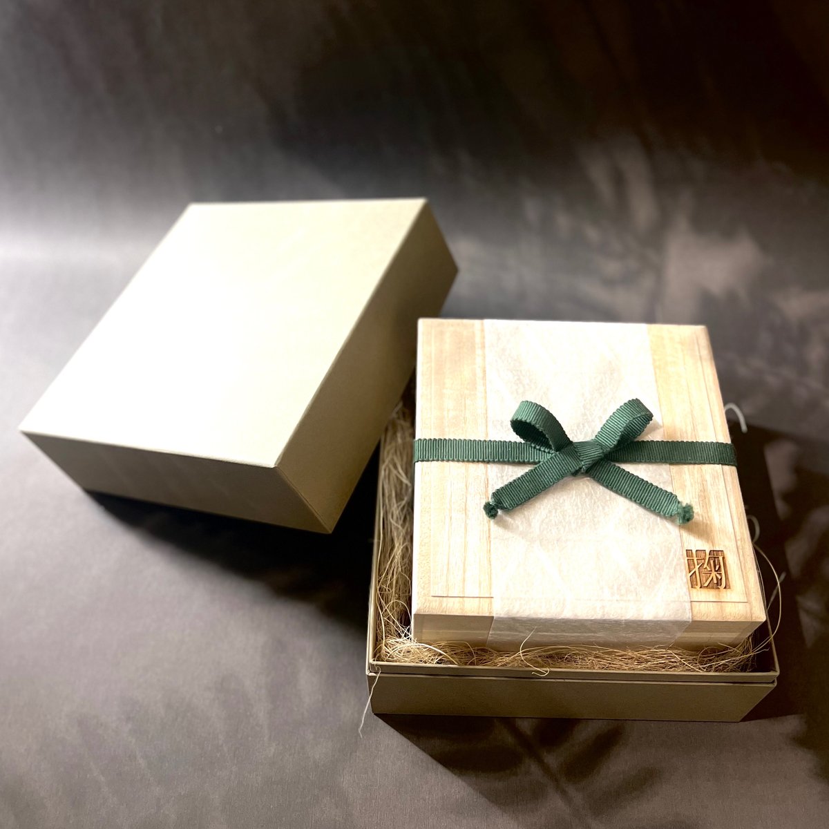 掬桐花 -薫-【紫】 正方形 | MUSUBU