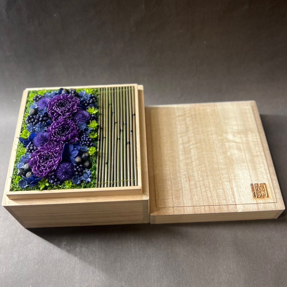 掬桐花 -薫-【紫】 正方形 | MUSUBU