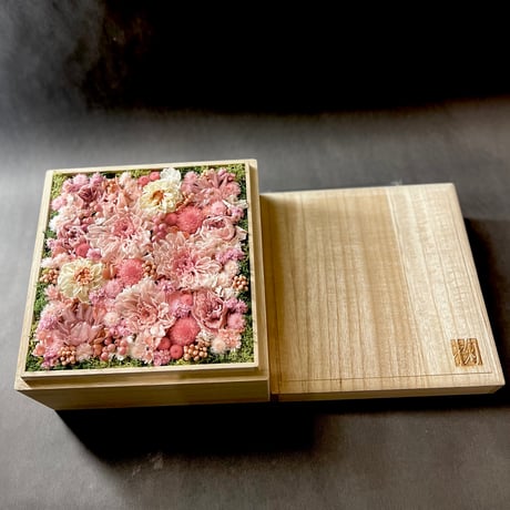 シリウス✩*॰¨̮です。プリザーブドフラワー シリウス✩*॰¨̮です。プリザーブドフラワー