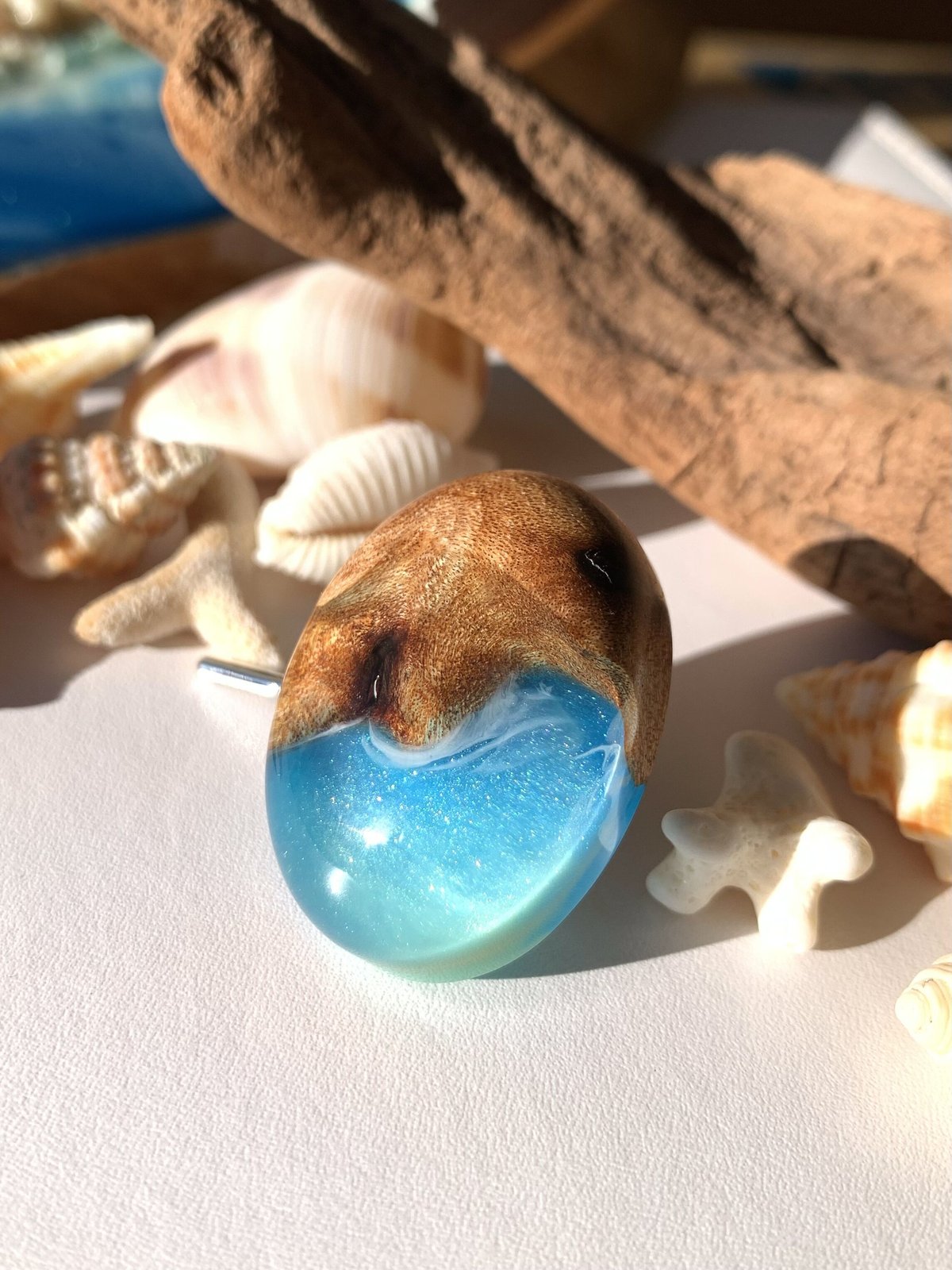 【1561】レジン　海　ヘアゴム　ポニーフック　ブロ―チ　ハンドメイド 1561】レジン 海 ヘアゴム ポニーフック ブロ―チ ハンドメイド