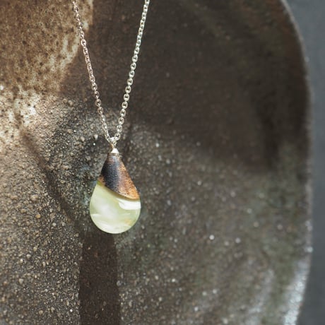 ウッドレジンネックレス | STORES