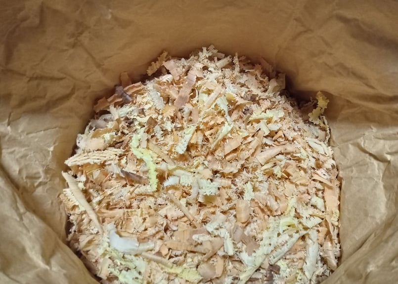 【※長岡 泰】おがくず│杉│桧│国産│天然乾燥│おが屑│カンナ屑│ おがくず│約35L│約2kg│杉│桧│天然乾燥 | 自然素材工房はちどり