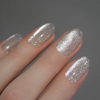 GLEAM GLOW MAGNET