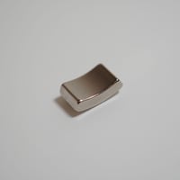 CURVE POWER MAGNET