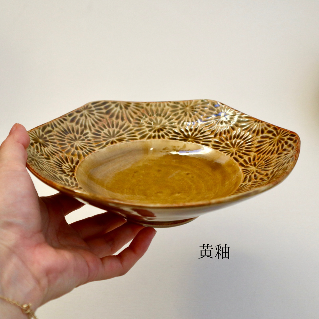 野村朋香 花紋六角7寸鉢（飴釉・黄釉） | nukumoly