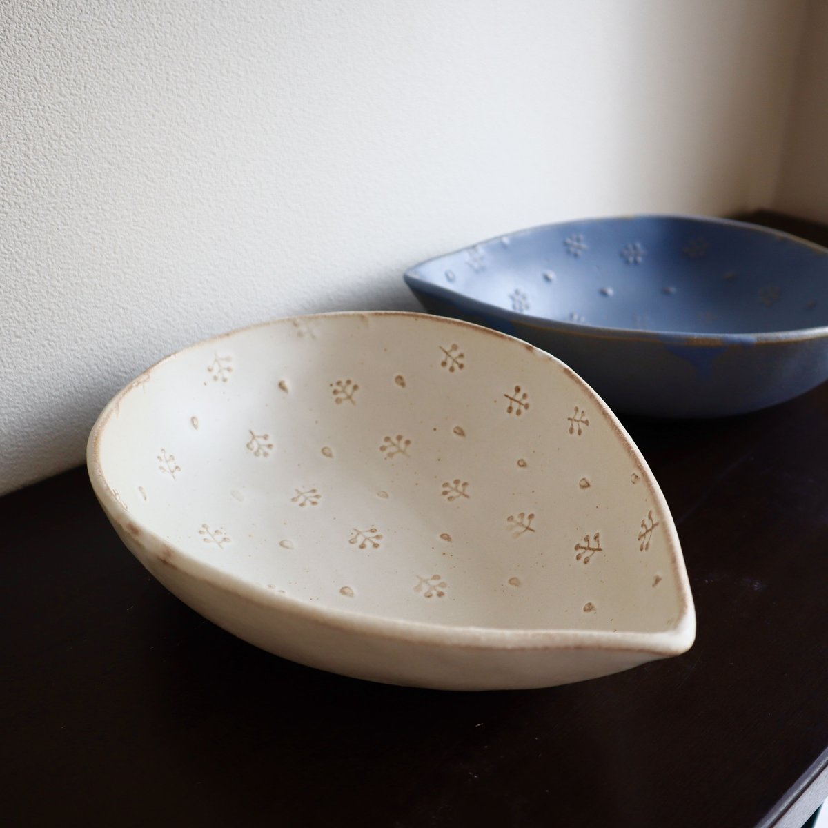益子焼 中鉢 作家　直径約22cm高さ9cm 国産 手作り睡蓮鉢 益子焼 彩 SAI 碗型 炭化 直径約40cm 52762 1