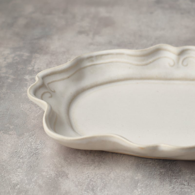 ホワイトフリルエッジ花瓶　水谷ちえみ ホワイトフリルエッジ花瓶 水谷ちえみ