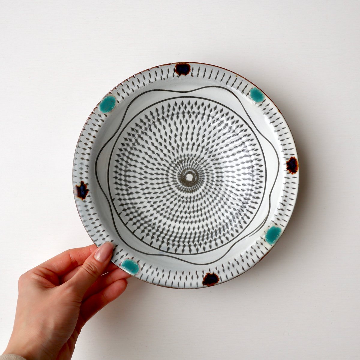 小石原焼 まるた窯/太田剛速 三彩飛び鉋鉢（7寸） | nukumoly