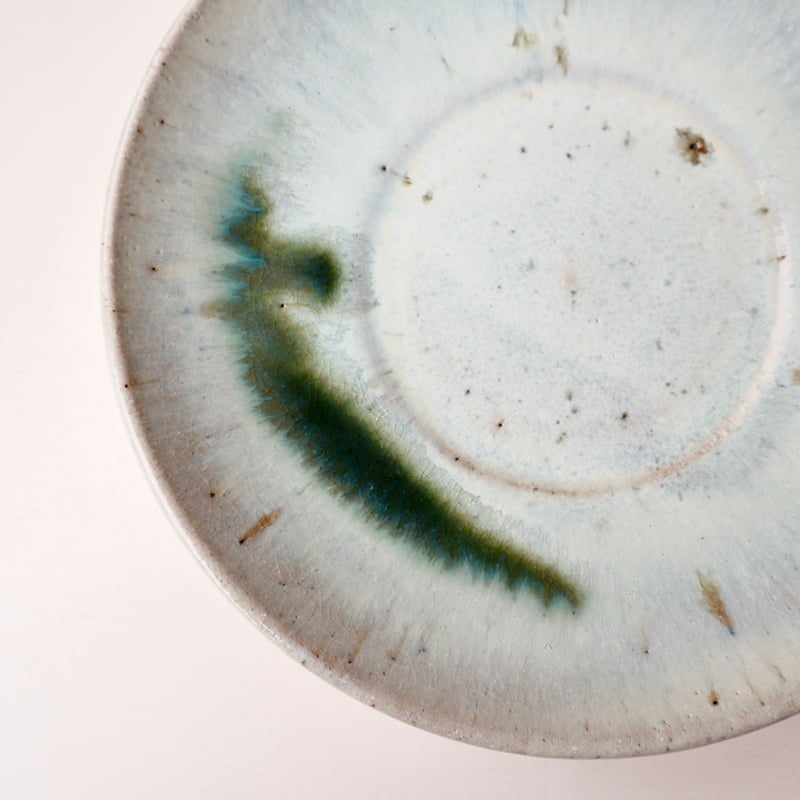 会津本郷焼 樹ノ音工房/佐藤大寿 灰釉緑釉掛け分け皿（中・大） | nukumoly