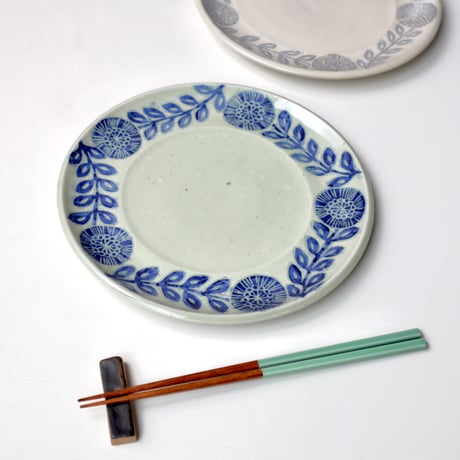 松崎麗　7寸丸皿（グレー・呉須）