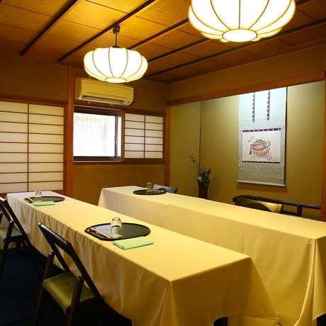 プレゼント：A【たん熊北店 本店】丸鍋と和牛しぐれ煮・秋のおこわセット＜9月30日〜10月2日到着分＞