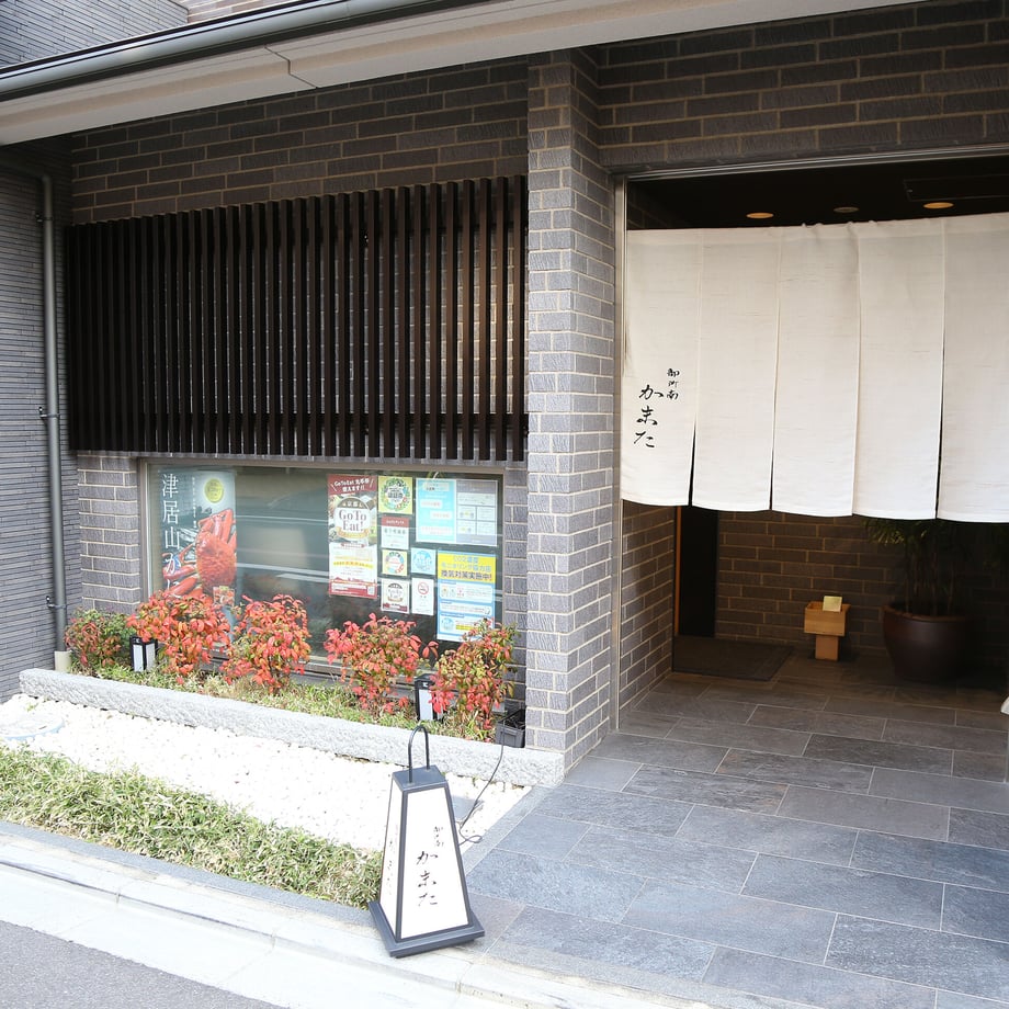 6347ad094ff8c255880a65a1