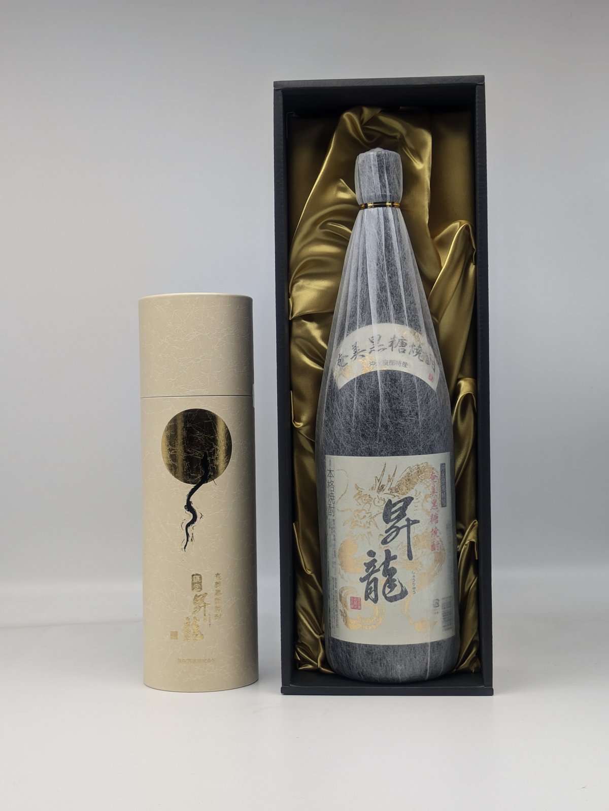 黒龍『しずく』1800ml 2024年10月 年末年始の乾杯にどうぞ